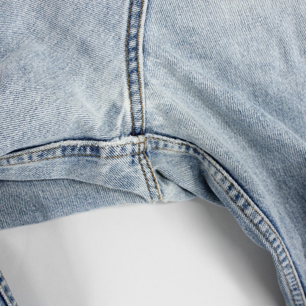 Vintage Levis 560 Jeans Mens 31x30 Blue Loose Fit Tapered Leg Light Wash USA 90s - Picture 6 of 13